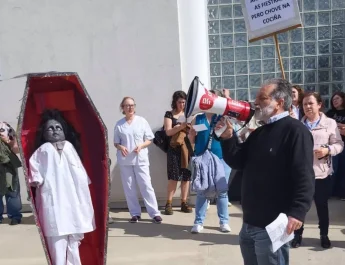 La cocina hospitalaria de Vigo: cuando lo indigno se sirve en bandeja