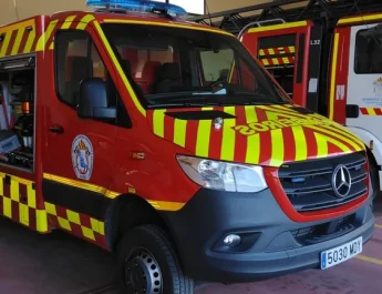 Ribadeo, mediodía entre humo: la campana extractora que encendió las alarmas