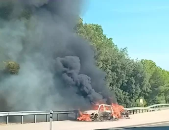 La N-240 arde en Montblanc: ¿Se hubieran podido evitar daños o minimizarlos con un extintor para coche?