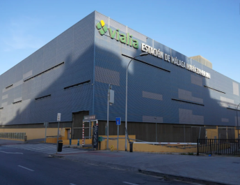 Un herido tras incendio en restaurante del centro Vialia de Málaga