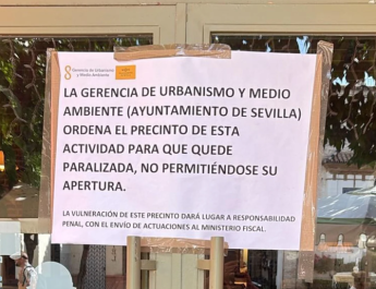 Clausuran un bar en la Plaza de la Alianza de Sevilla por no tener licencia de apertura