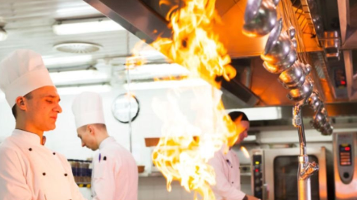 Sistema de extinción automática en cocinas: ¿cuándo es obligatorio?