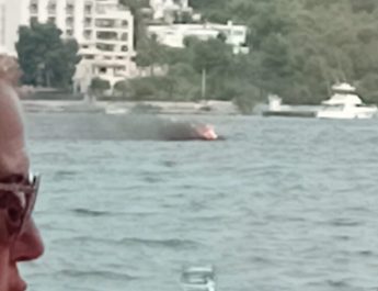 Incendio de moto acuática en Ibiza