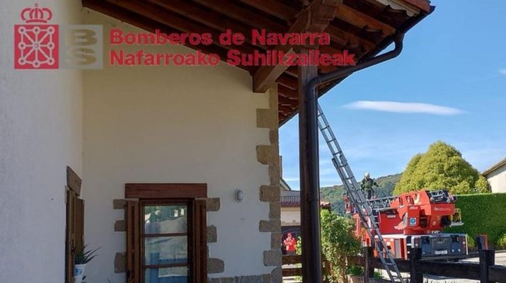 Incendio en chimenea de Berrioplano: la rápida respuesta evitó daños personales