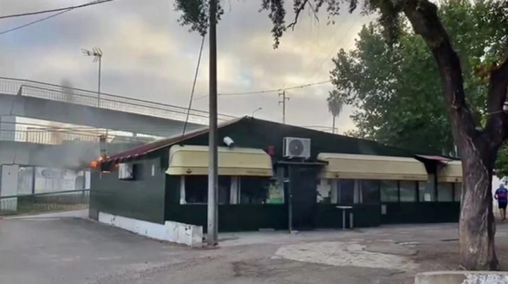 Alarma en Caia: incendio arrasa el restaurante de las famosas bifanas