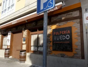 Cierre temporal de la pulpería O Ruedo tras un incendio en su sistema extractor. Un incidente que obliga a una pausa inesperada.