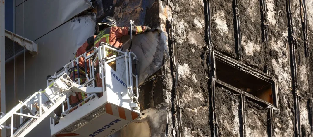 Revisión urgente de la seguridad hospitalaria en Cartagena tras el incendio de Santa Lucía. Un escenario que obliga a reforzar la prevención y la seguridad.
