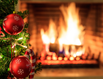Consejos clave para que tus luces de Navidad no provoquen un incendio. Prevención integral para unas fiestas seguras en el hogar.