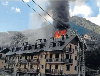 Incendio en un edificio de apartamentos en Parzán: análisis completo y claves de seguridad