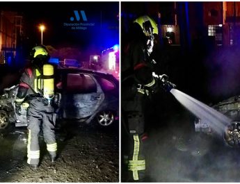 Vehículo calcinado en Torre del Mar: intervención nocturna sin daños personales. Incendio urbano controlado con rapidez y sin víctimas.