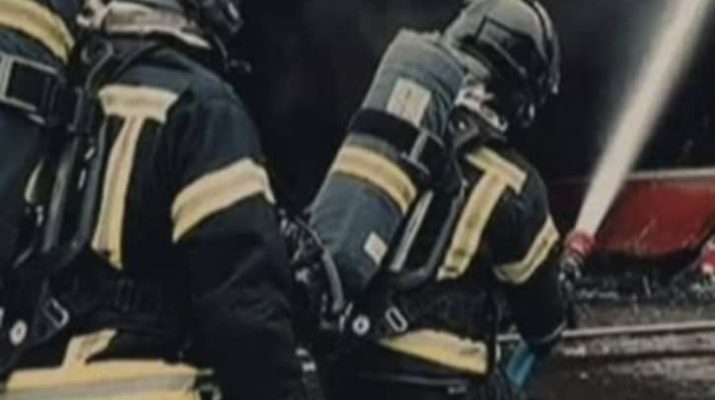 Nave industrial en Vallecas afectada por fuerte incendio