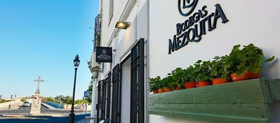 Incendio nocturno en la cocina de un restaurante de La Ribera reabre el debate sobre la seguridad en hostelería