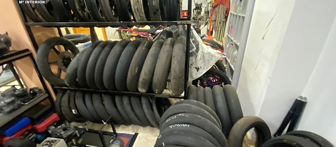 Clausura de un taller clandestino en Guadassuar por graves carencias de seguridad y control ambiental