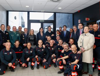 Santander rinde homenaje a sus bomberos en el día de su patrón. Una jornada de homenaje al compromiso y la protección ciudadana.